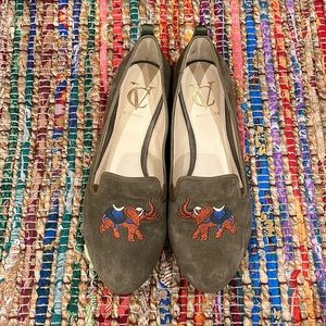 Vince Camuto Signature Olive Suede Elephant Loafer - Size 7